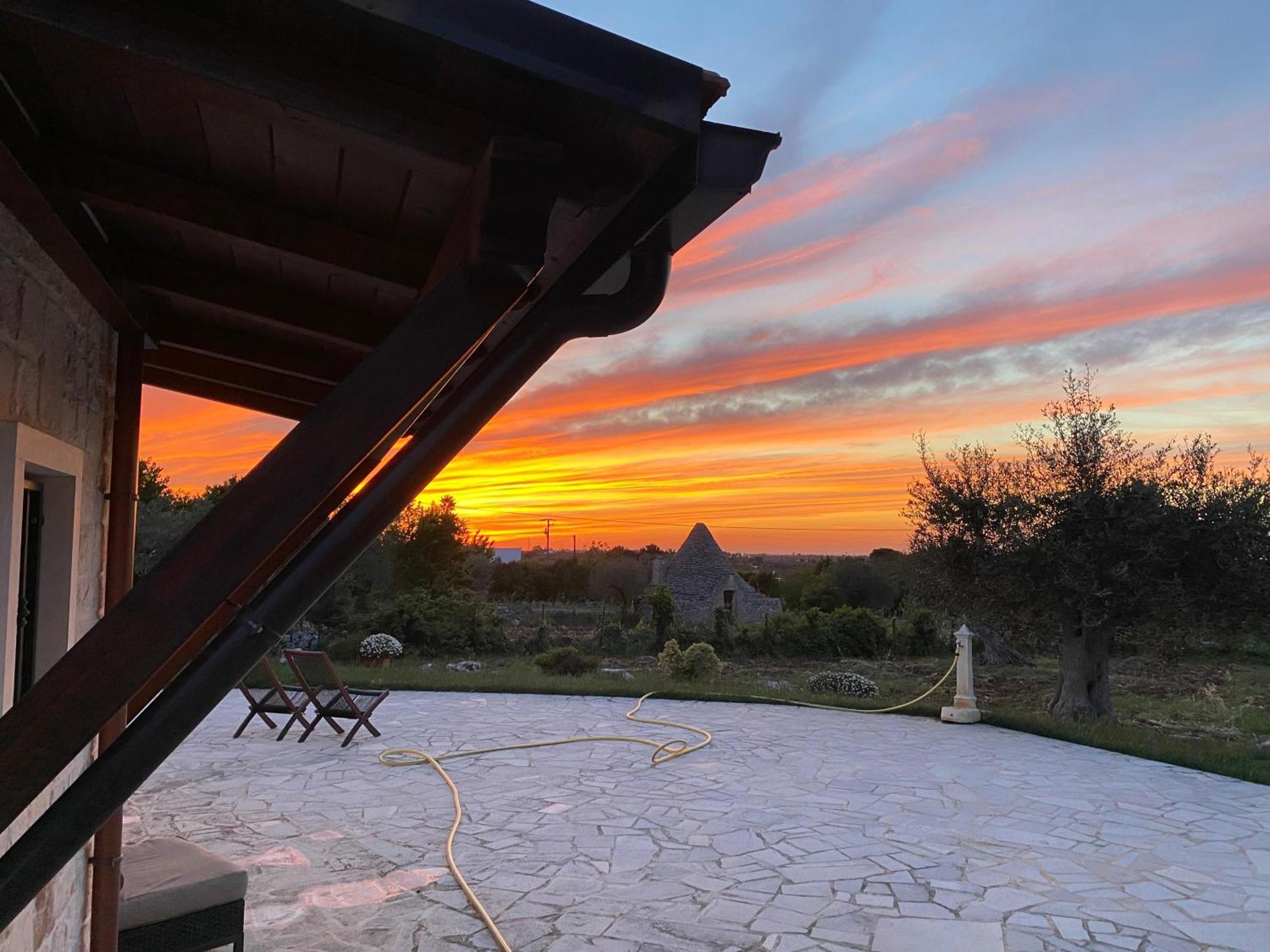 Villa Palmirotta Trulli Relais Castellana Grotte Exterior photo