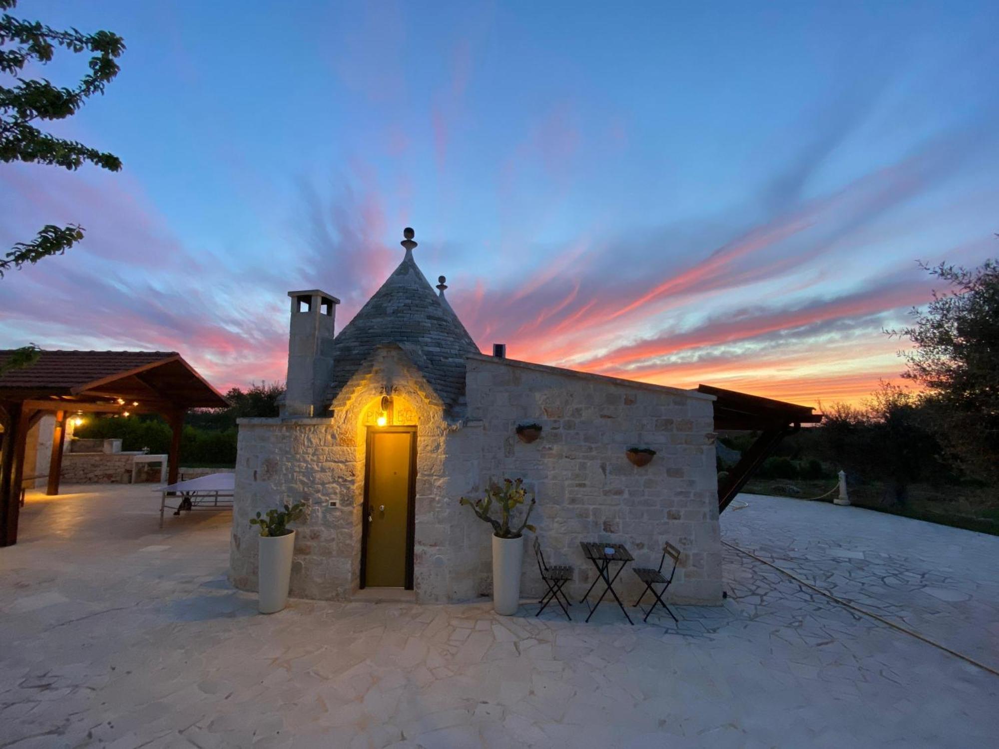 Villa Palmirotta Trulli Relais Castellana Grotte Exterior photo