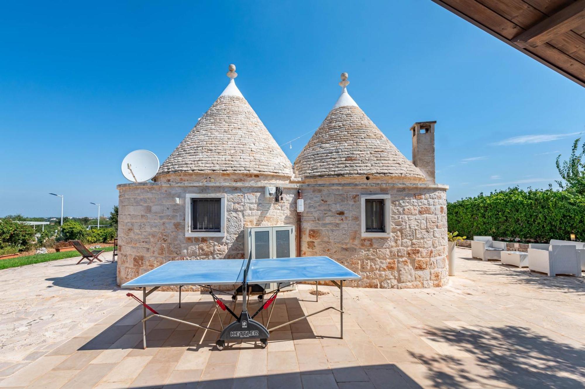 Villa Palmirotta Trulli Relais Castellana Grotte Exterior photo